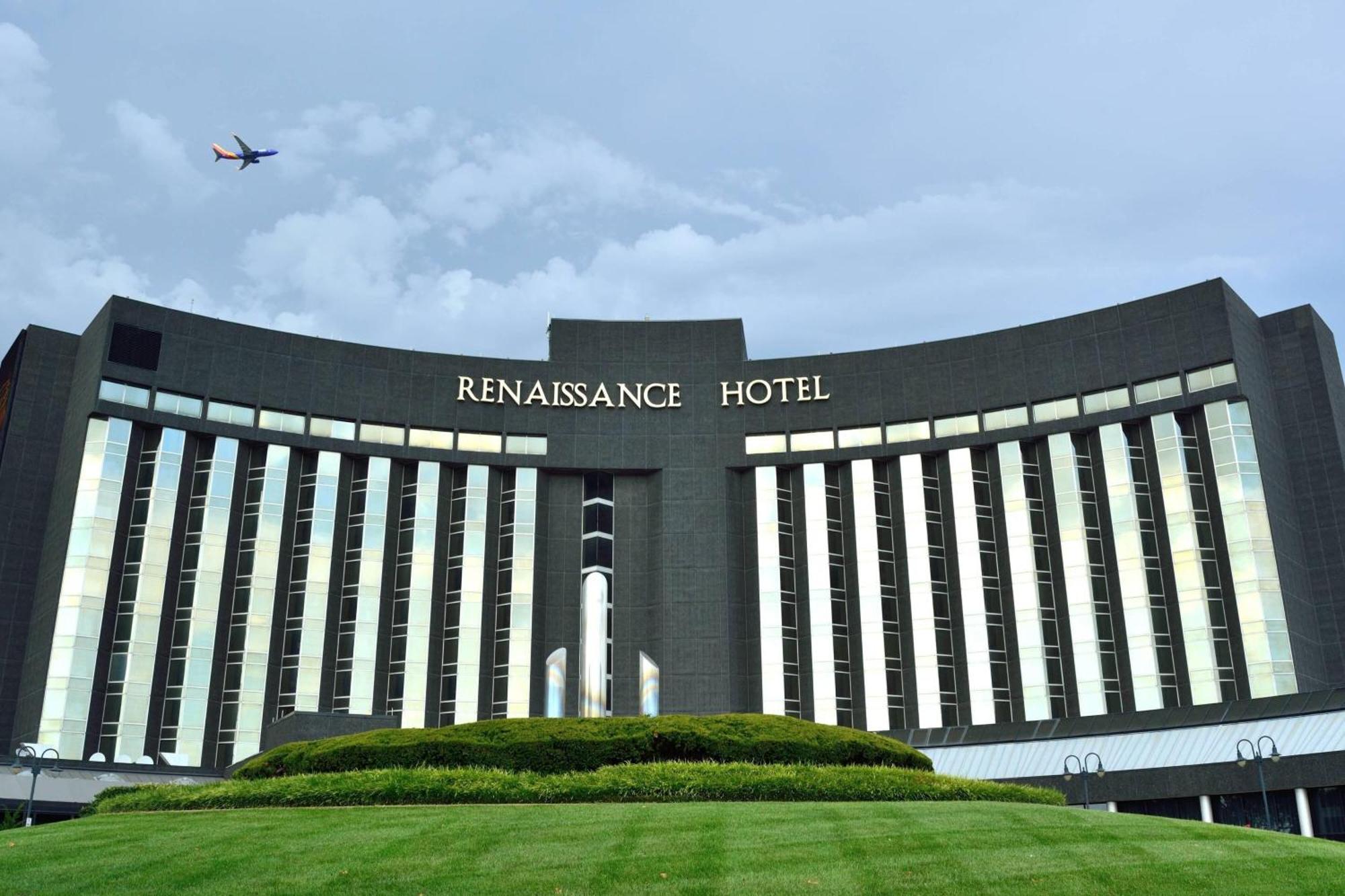 Renaissance St. Louis Airport Hotel Berkeley Экстерьер фото