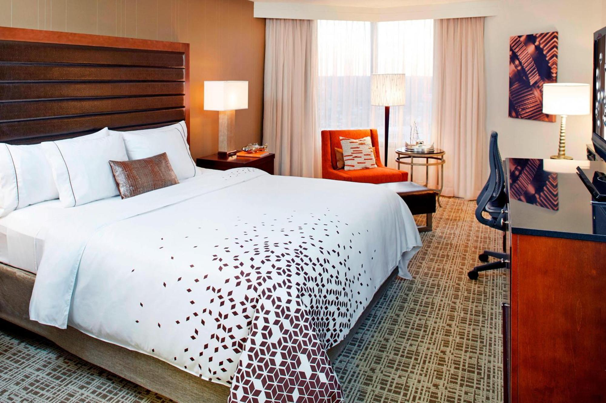 Renaissance St. Louis Airport Hotel Berkeley Экстерьер фото