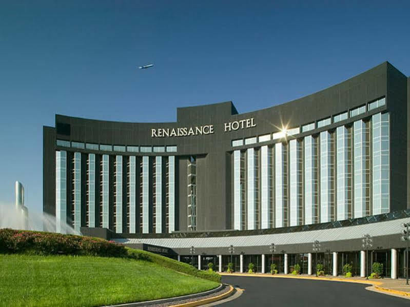 Renaissance St. Louis Airport Hotel Berkeley Экстерьер фото