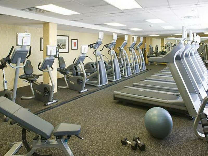 Renaissance St. Louis Airport Hotel Berkeley Экстерьер фото