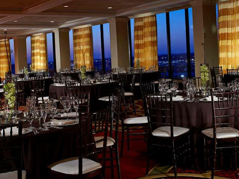 Renaissance St. Louis Airport Hotel Berkeley Экстерьер фото